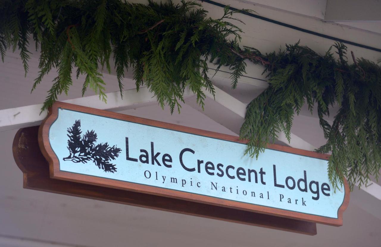 Crescent Lodge Port Crescent
